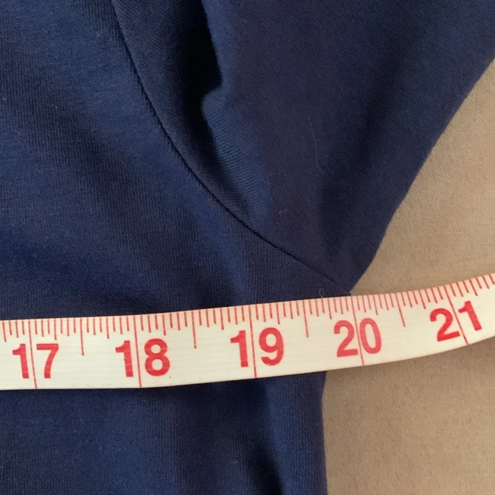 KUYIGO. Men's Casual long‎ sleeved Navy shirt. Size M.
